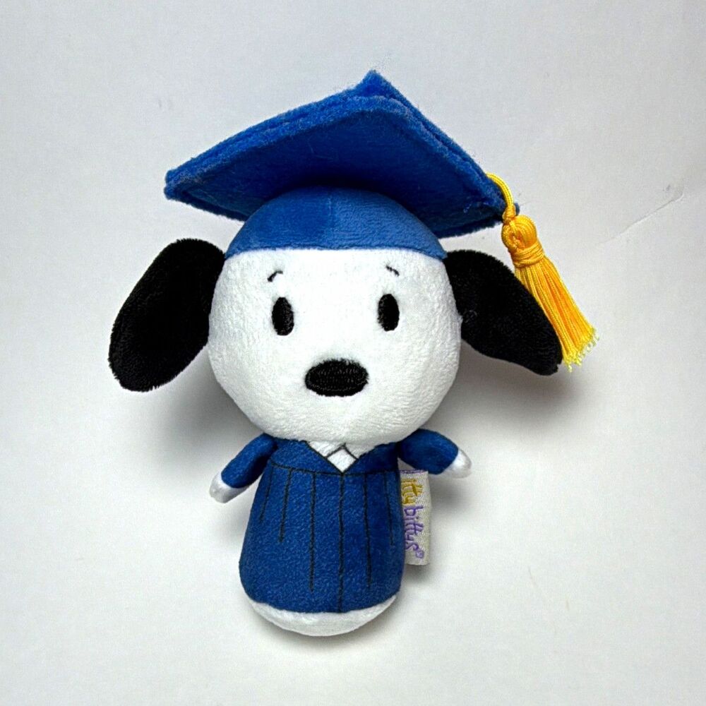 Hallmark Peanuts Snoopy itty bittys Graduation Plush Doll Mini HuBilities